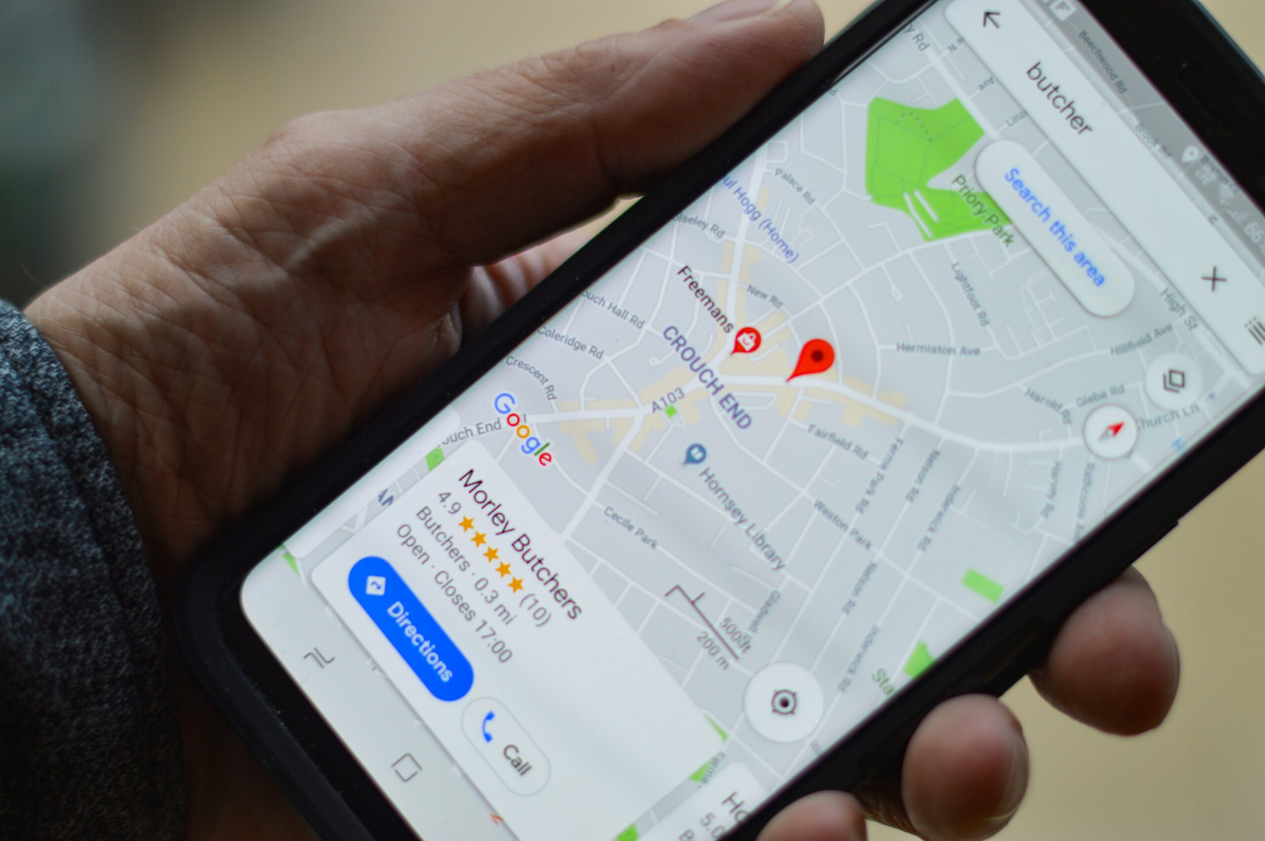 Kenapa Google Maps Versi Biasa Terasa Berat di 2026 (Foto: Unsplash/henry perks)