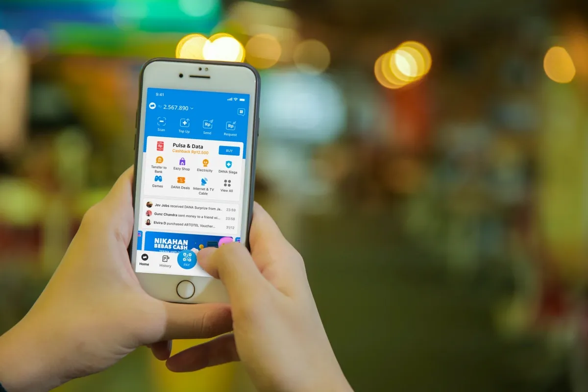 Risiko Menggunakan APK DANA Versi Lama, Wajib Tahu!